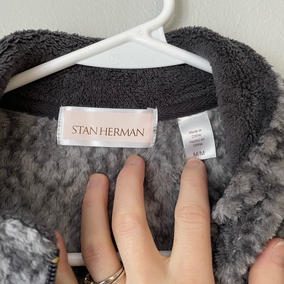 Stan Herman Women’s Grey Fleece Zip up Sweater M - Picture 3 of 4